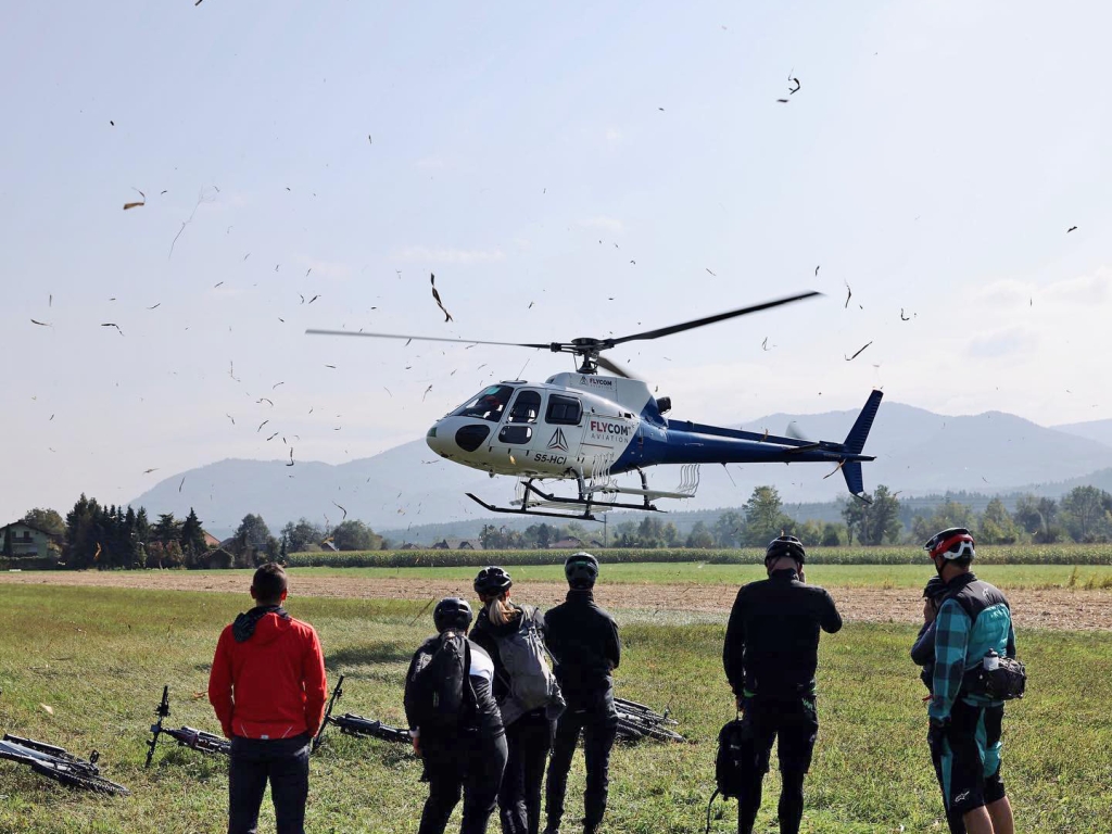 Helikopterski prevoz do kolesarskih tras. GROF Bike&Beer festival 2021