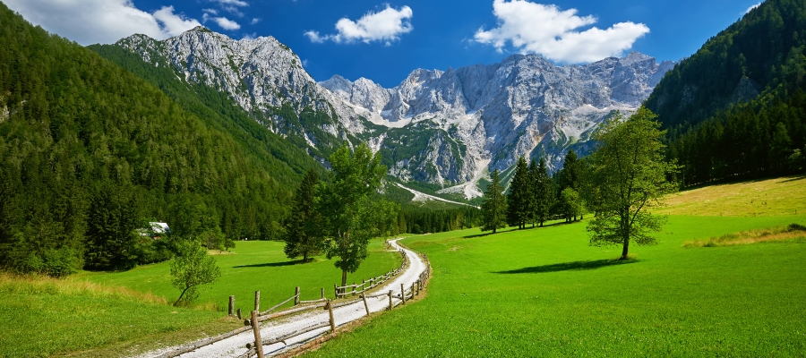 Zgornje Jezersko. Fotografija: Tomo Jeseničnik, www.slovenia.info